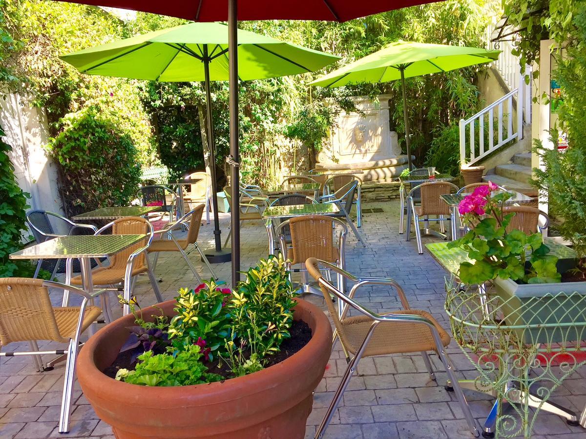 Hostellerie Du Prieure Saint-Prix  Exterior photo