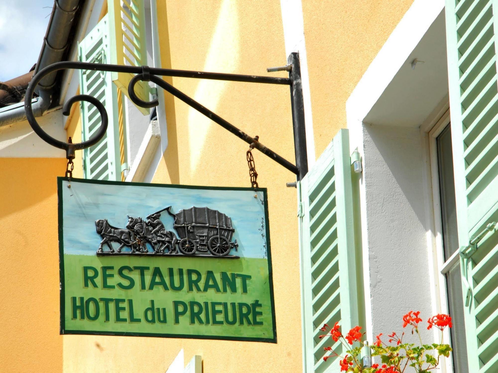 Hostellerie Du Prieure Saint-Prix  Exterior photo